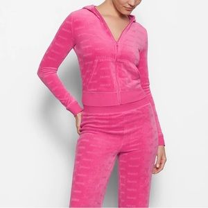 NWT SKIMS Logo Velour Zip Up Hoodie Medium